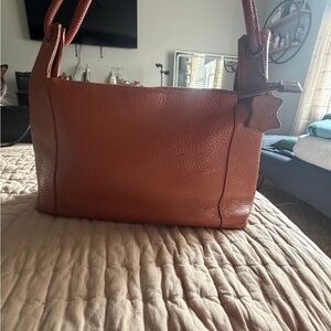 Women's Leather Shoulder Bag in Brown. Valerie Steven’s